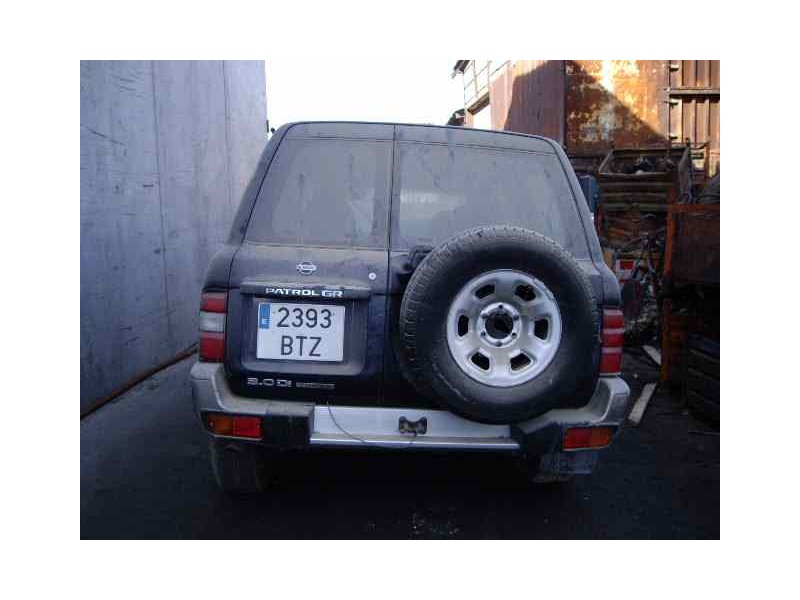 nissan patrol gr (y61) del año 2000