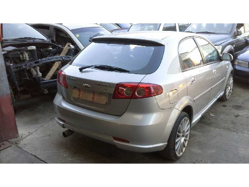 daewoo lacetti del año 2004