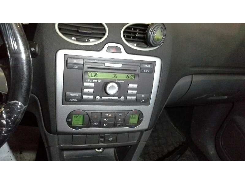 ford focus berlina (cap) del año 2006