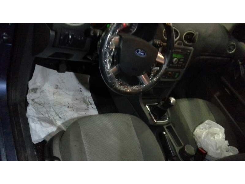 ford focus berlina (cap) del año 2006