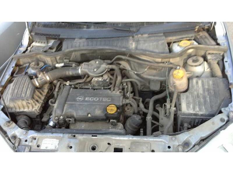 opel corsa c del año 2003