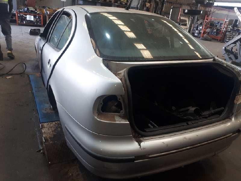 seat toledo (1m2) del año 2002