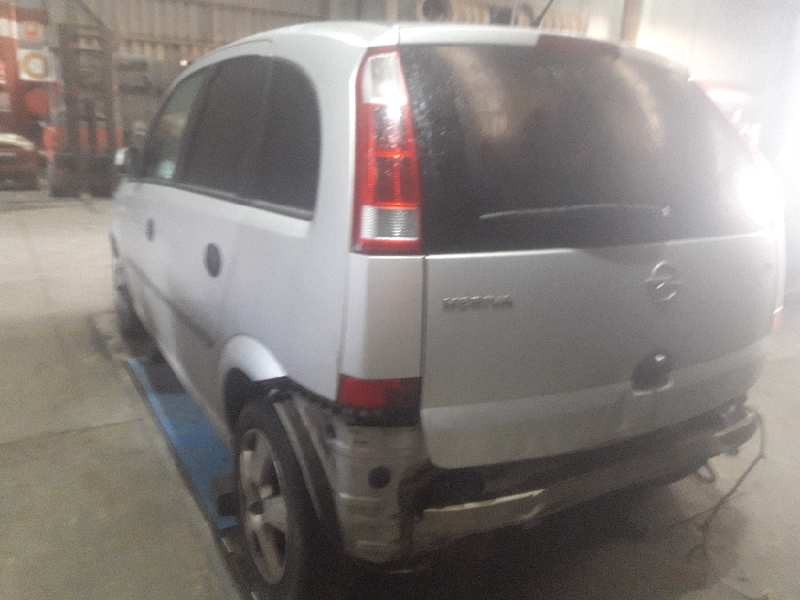 opel meriva del año 2004