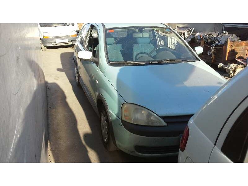 opel corsa c del año 2002