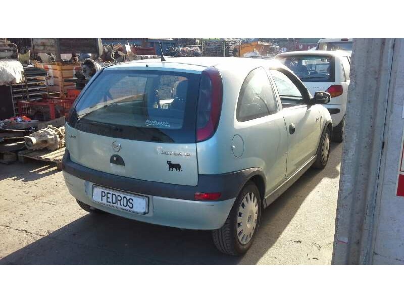 opel corsa c del año 2002