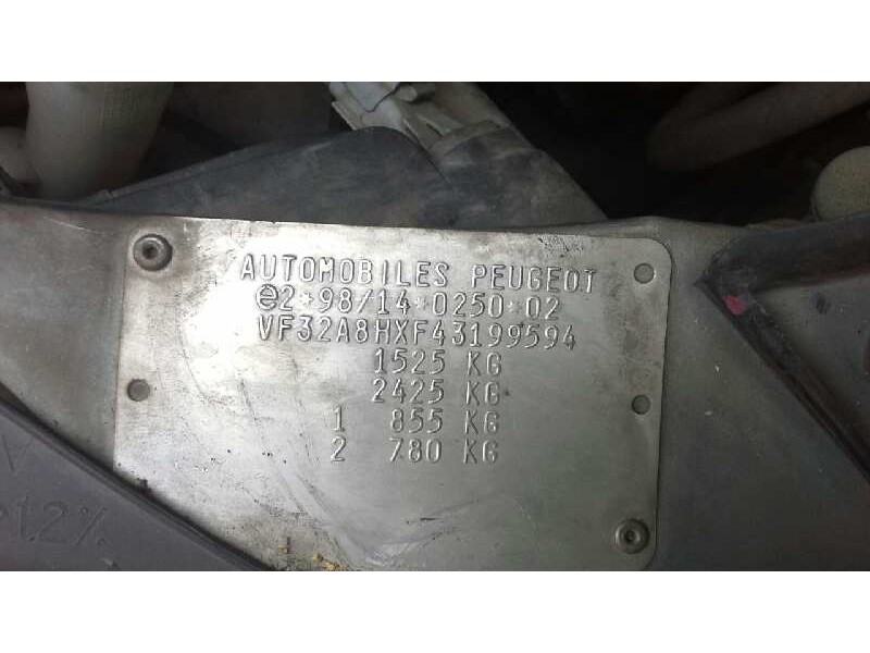 peugeot 206 berlina del año 2003