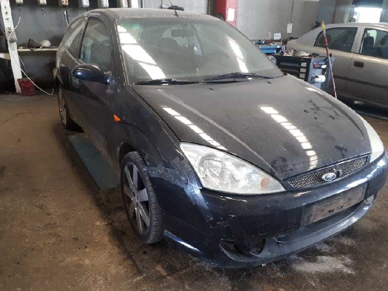 ford focus berlina (cak) del año 2004