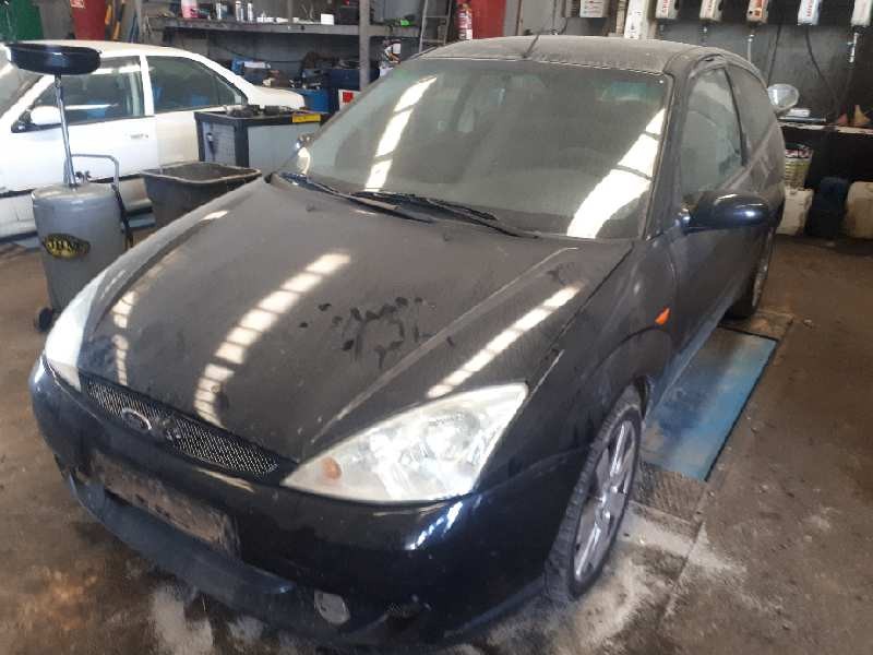 ford focus berlina (cak) del año 2004
