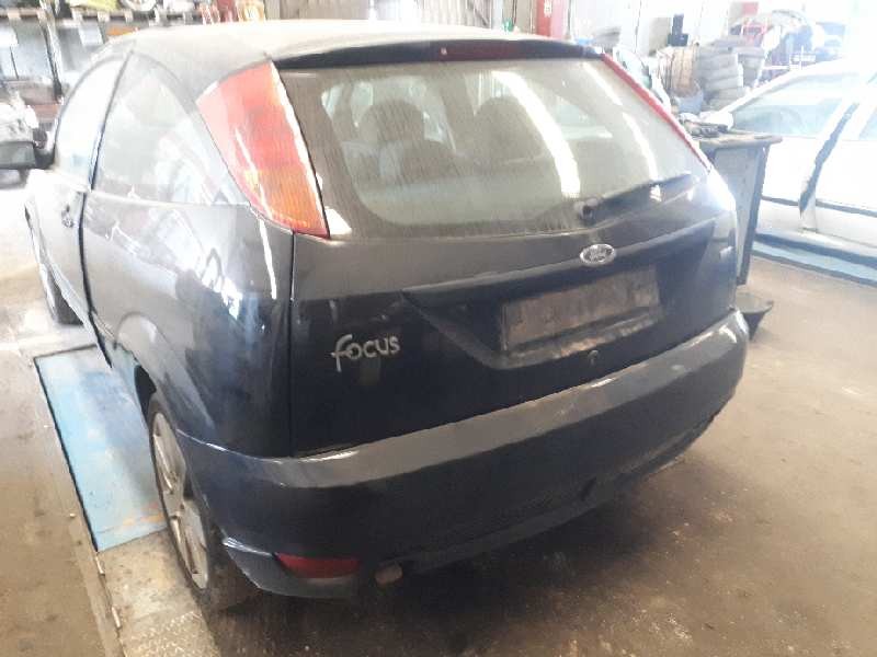 ford focus berlina (cak) del año 2004