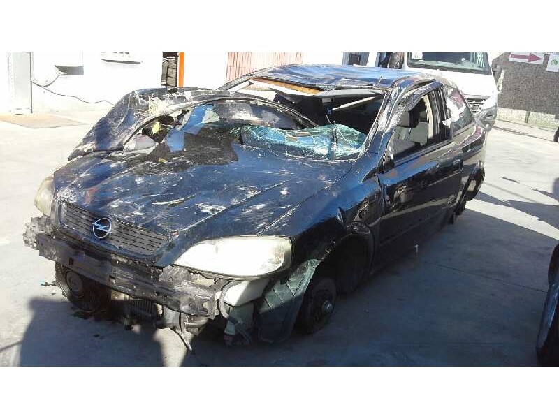 opel astra g berlina del año 2001