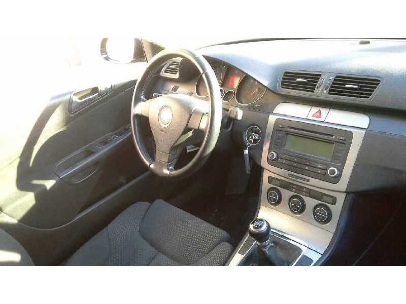 volkswagen passat berlina (3c2) del año 2006