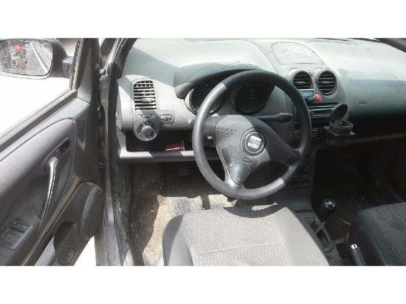 seat arosa (6h1) del año 2003