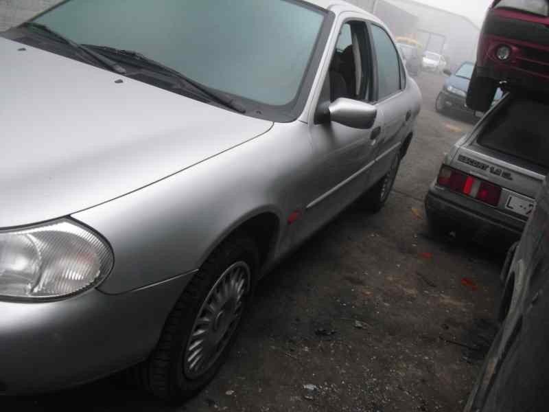 ford mondeo berlina (gd) del año 1999