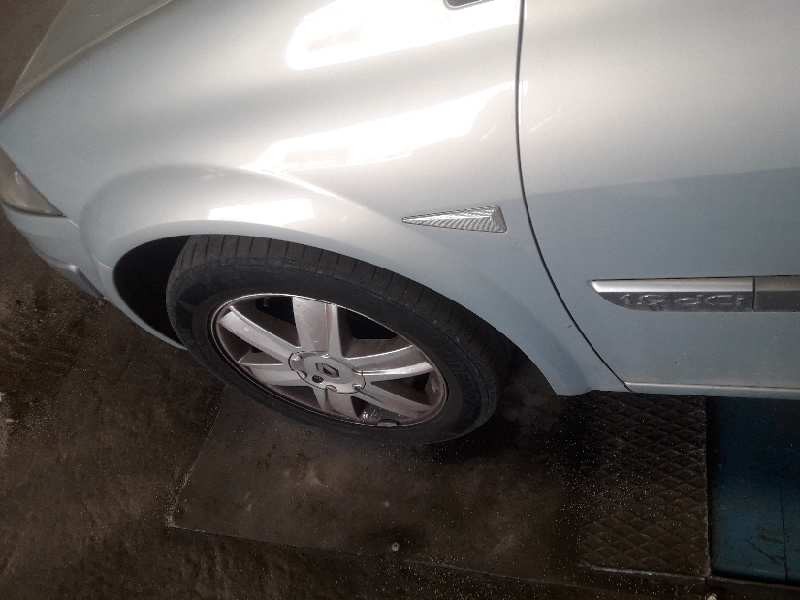 renault megane ii berlina 5p del año 2003