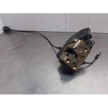 Recambio de cerradura puerta delantera derecha para renault scenic ii confort authentique referencia OEM IAM 8200119121  