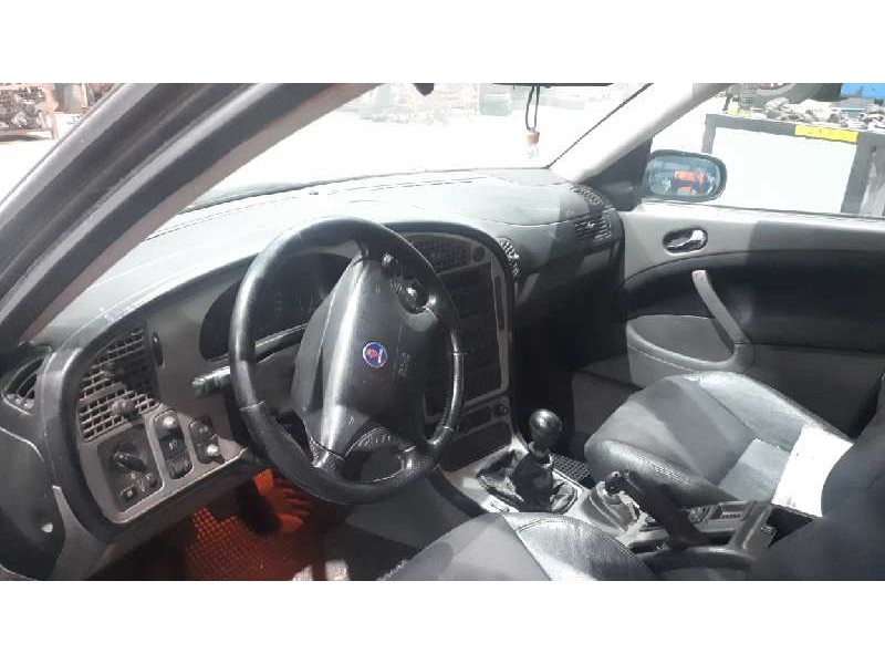 saab 9-5 familiar del año 2005