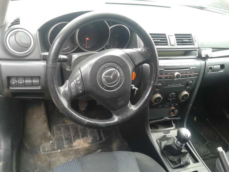 mazda 3 berlina (bk) del año 2005