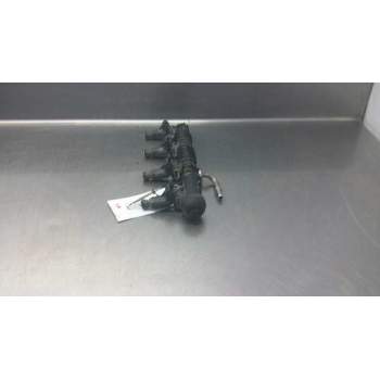 Recambio de rampa inyectora para opel corsa c comfort referencia OEM IAM 1928404261  
