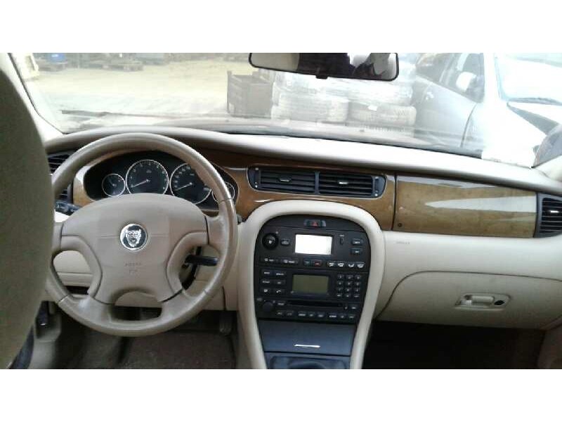 jaguar x-type del año 2002