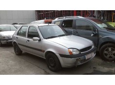 ford fiesta berlina (dx) del año 2001