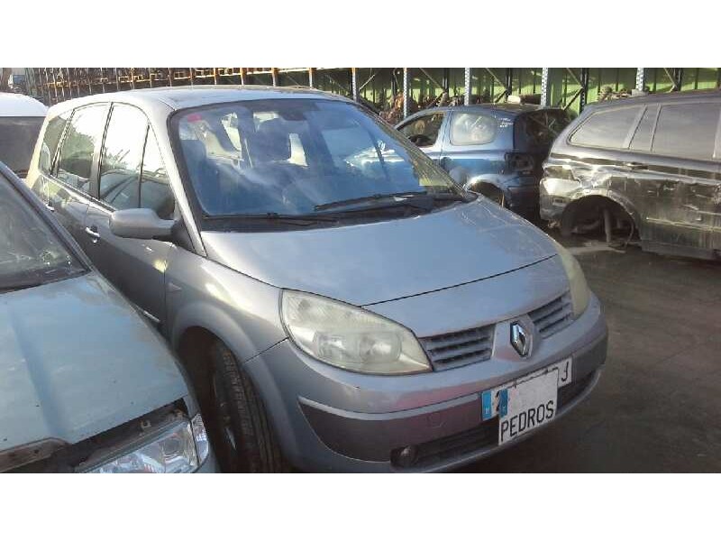 renault scenic ii del año 2004