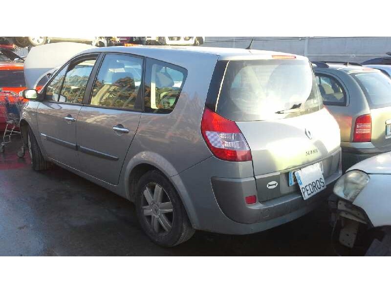 renault scenic ii del año 2004