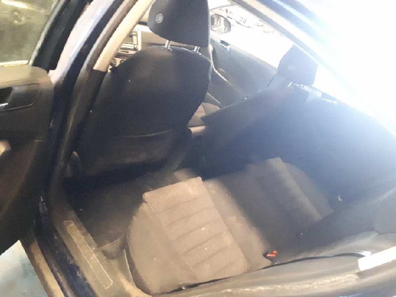 volkswagen passat berlina (3c2) del año 2007