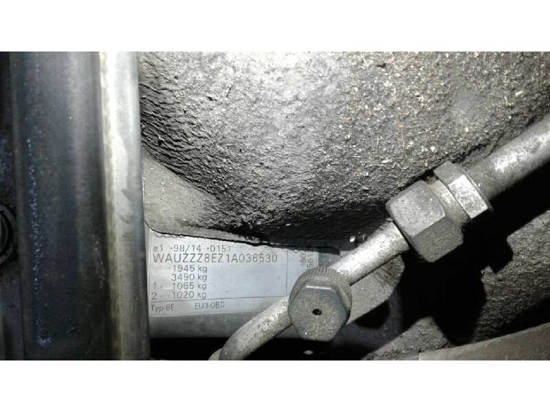 audi a4 berlina (8e) del año 2001