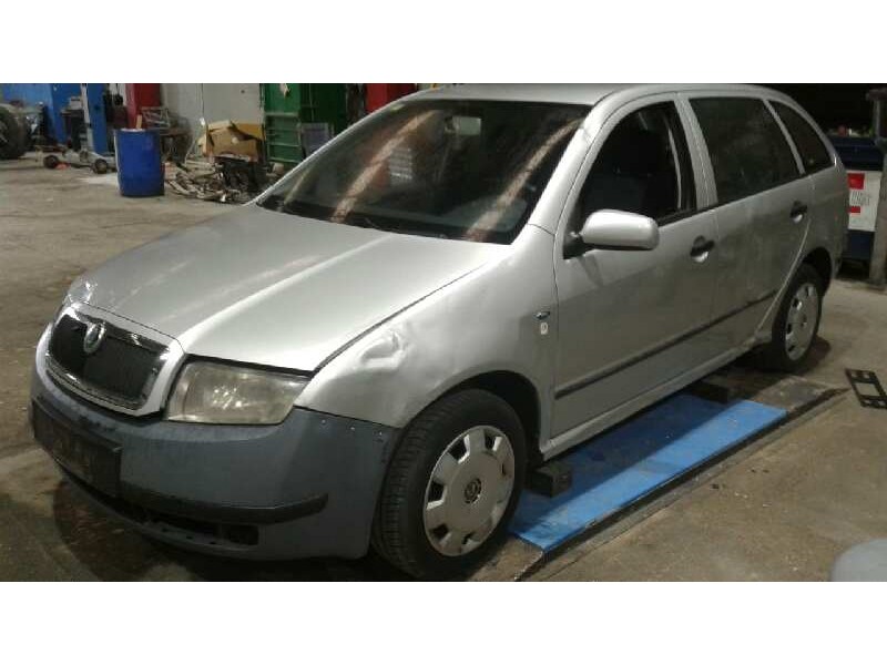 skoda fabia familiar (6y5) del año 2002