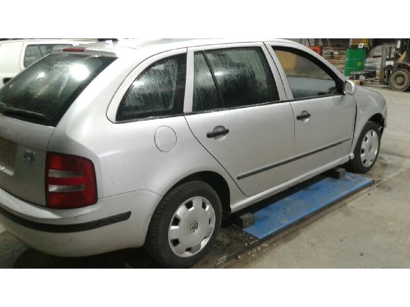 skoda fabia familiar (6y5) del año 2002