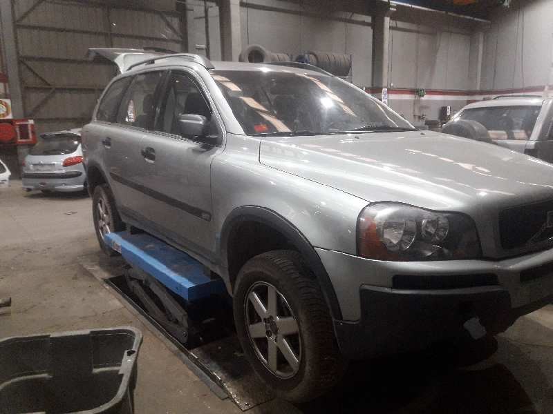 volvo xc90 del año 2004