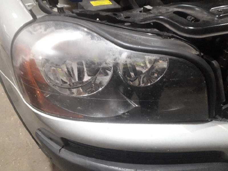 volvo xc90 del año 2004