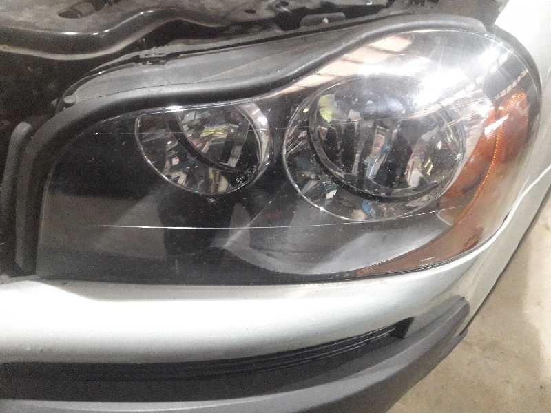 volvo xc90 del año 2004