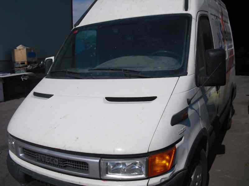 iveco daily caja cerrada (1999 =>) del año 2001