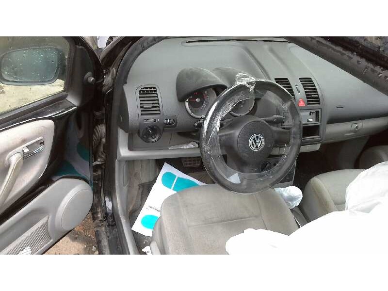 volkswagen lupo (6x1/6e1) del año 2001
