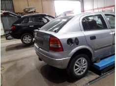 opel astra g berlina del año 2001 2