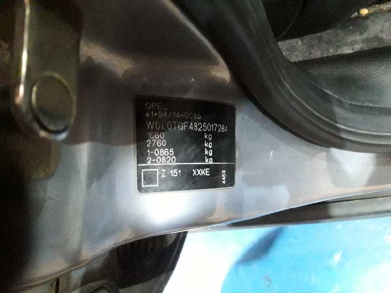 opel astra g berlina del año 2001