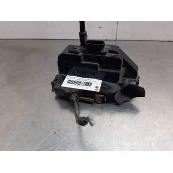 Recambio de cerradura puerta delantera izquierda para renault scenic ii confort authentique referencia OEM IAM 8200119122  