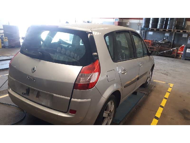 renault scenic ii del año 2005