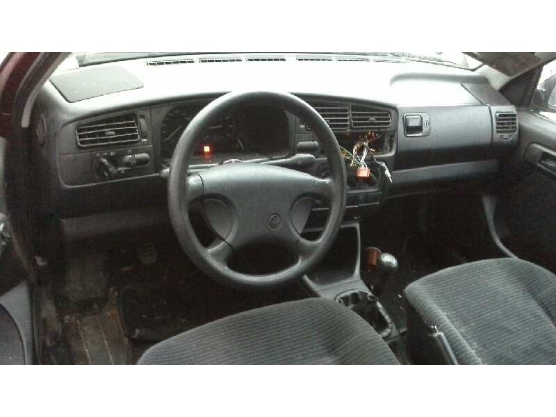 volkswagen golf iii berlina (1h1) del año 1993