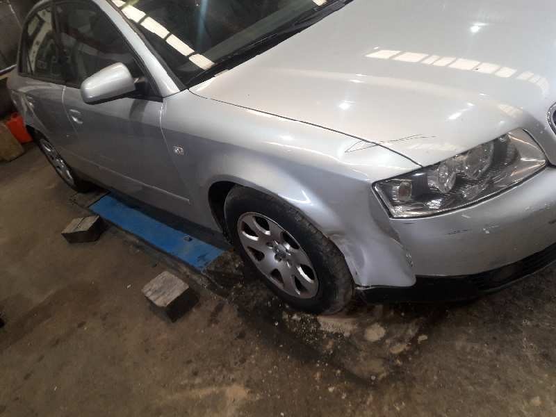 audi a4 berlina (8e) del año 2001