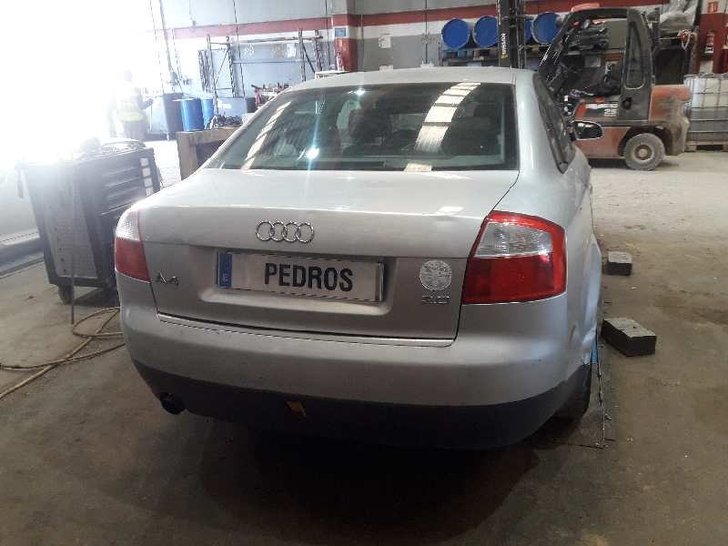 audi a4 berlina (8e) del año 2001