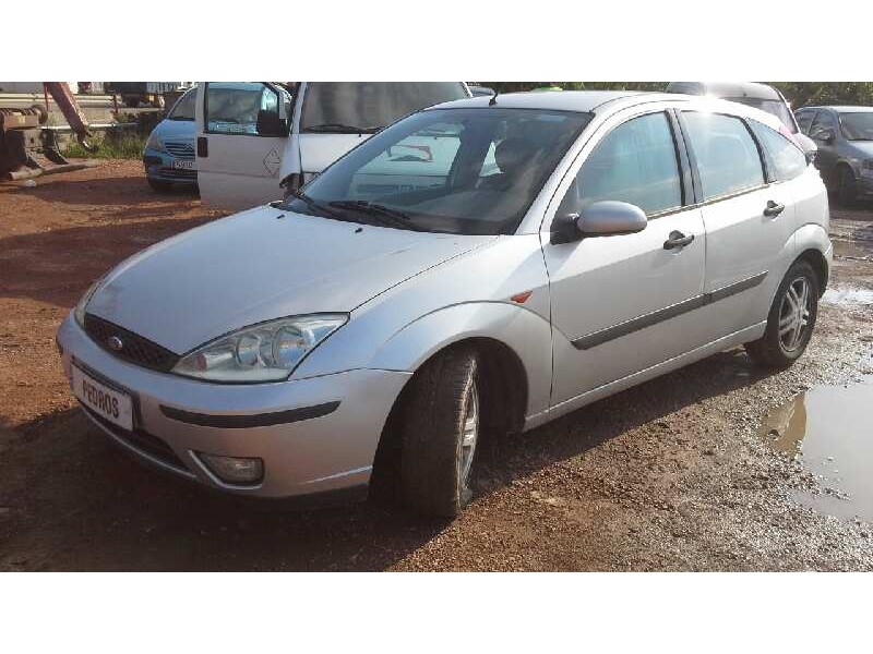 ford focus berlina (cak) del año 2004