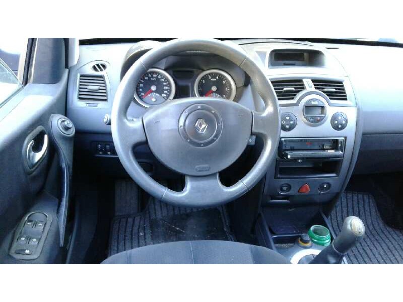 renault megane ii berlina 5p del año 2003