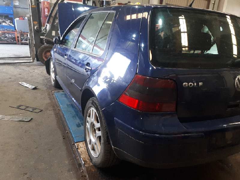 volkswagen golf iv berlina (1j1) del año 2002