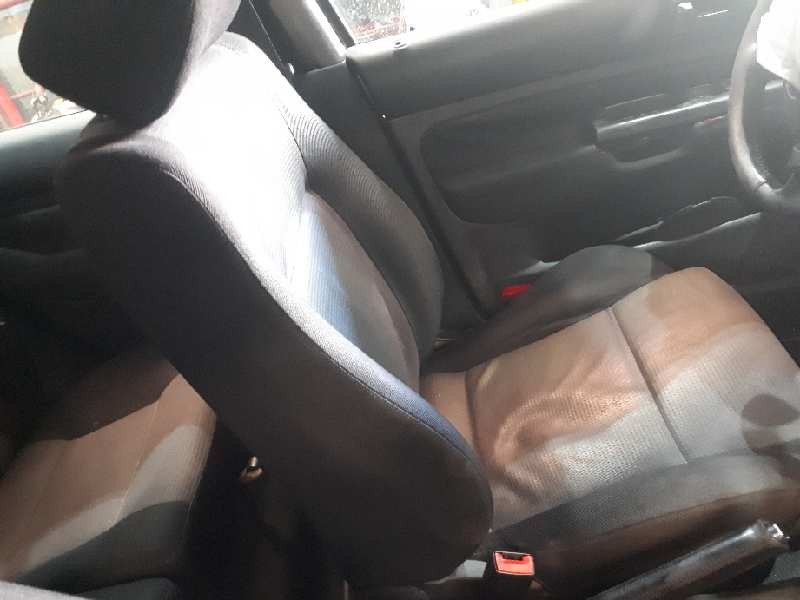 volkswagen golf iv berlina (1j1) del año 2002