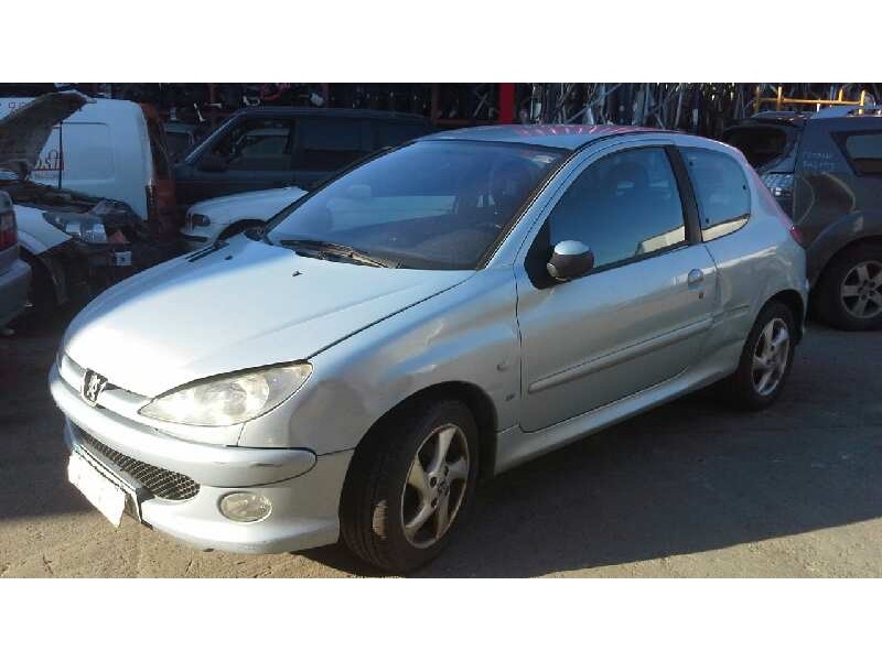 peugeot 206 berlina del año 2003