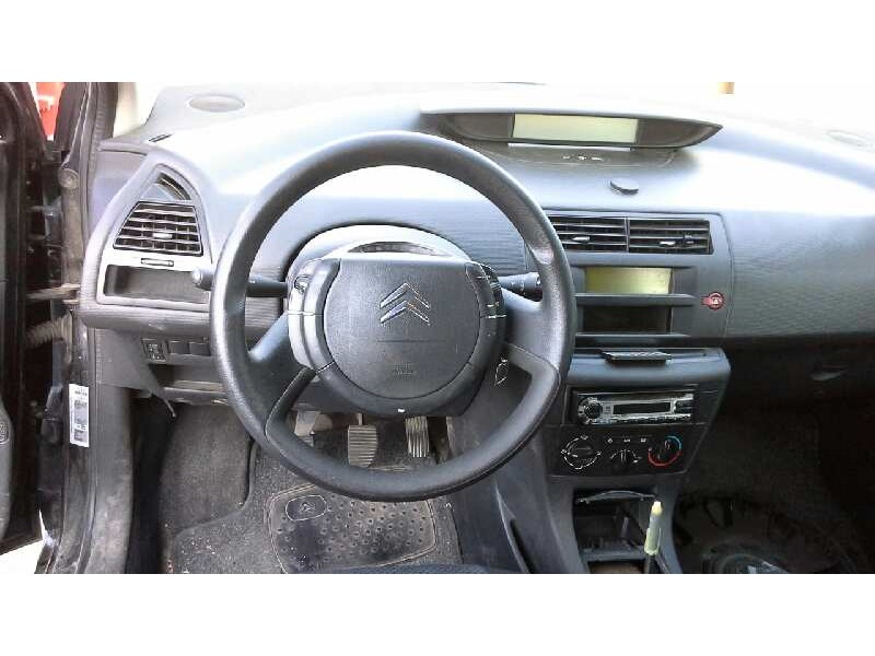 citroën c4 berlina del año 2010