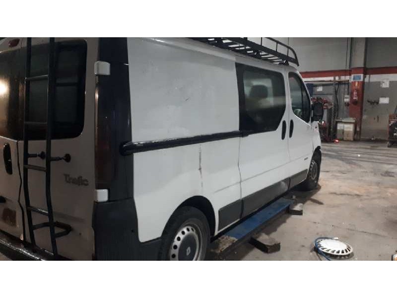 renault trafic combi (ab 4.01) del año 2003