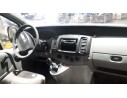 RENAULT TRAFIC COMBI (AB 4.01)